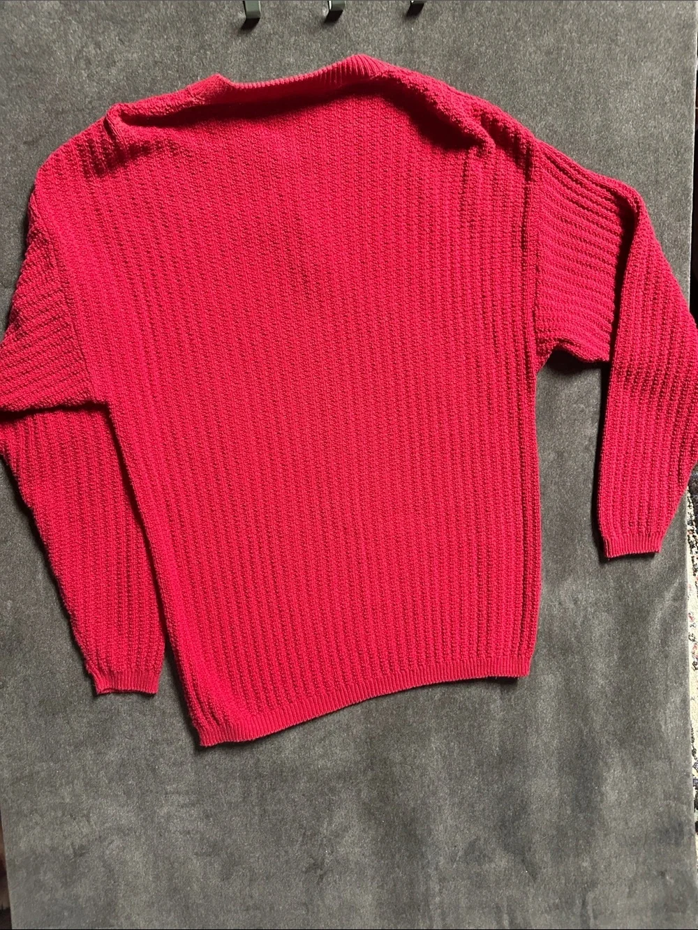 Vintage Bill Blass Red Textured Knit Sweater Men’s Large Made in USA 100% Cotton